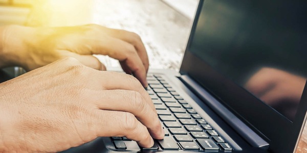 Pantallas, higiene del sueño y salud mental: Encontrar el equilibrio en la era digital