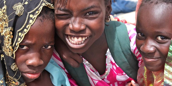 Editora Safeliz Lanza Proyecto Humanitario para Ayudar a Guinea-Bisáu