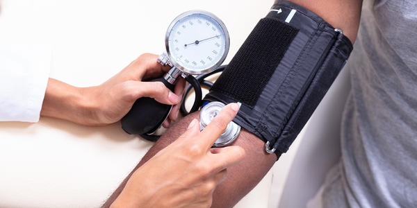 Cuatro cambios para reducir la tensión arterial